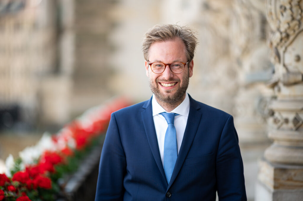 Podcastgast Dr. Anjes Tjarks, Senator für Verkehr und Mobilitätswende