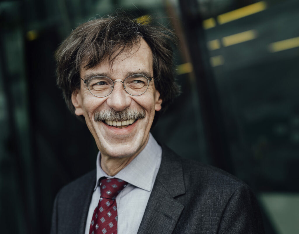 Portrait von Podcast-Gast Prof. Jörn Walter