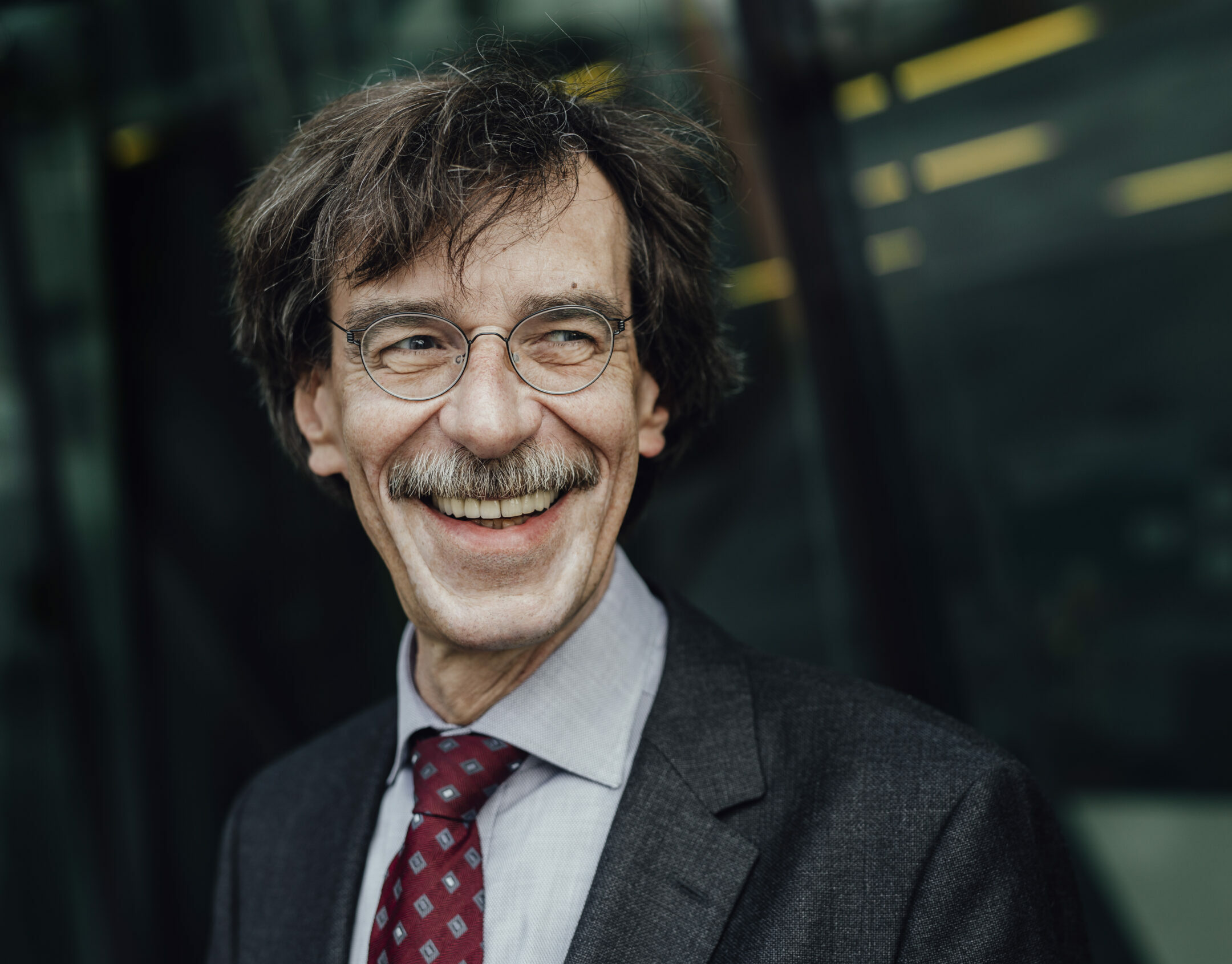 Portrait von Podcast-Gast Prof. Jörn Walter
