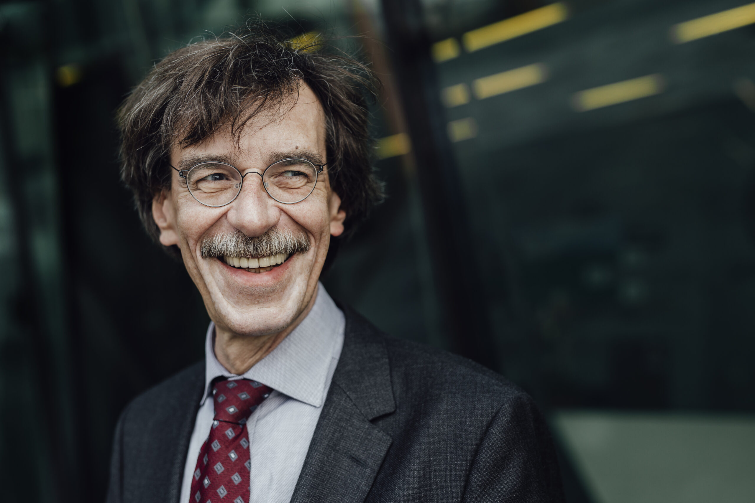 Portrait von Podcast-Gast Prof. Jörn Walter